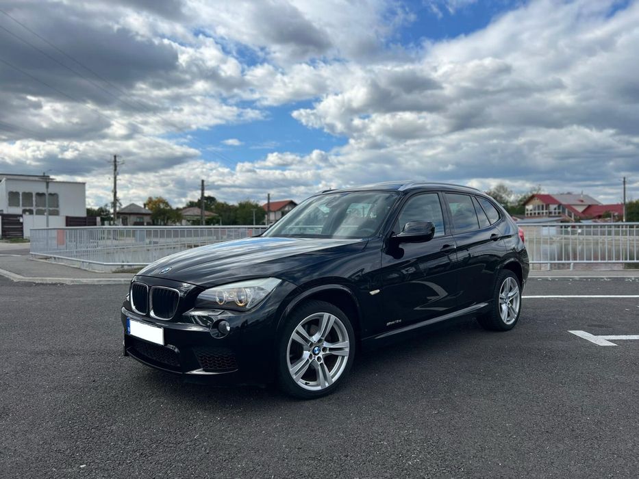 BMW X1 M-Pack / Navi / Bi-Xenon / Panoramic