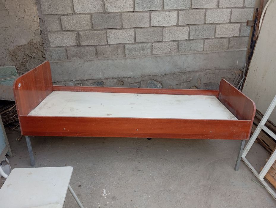 Krovat sotiladi kogonda