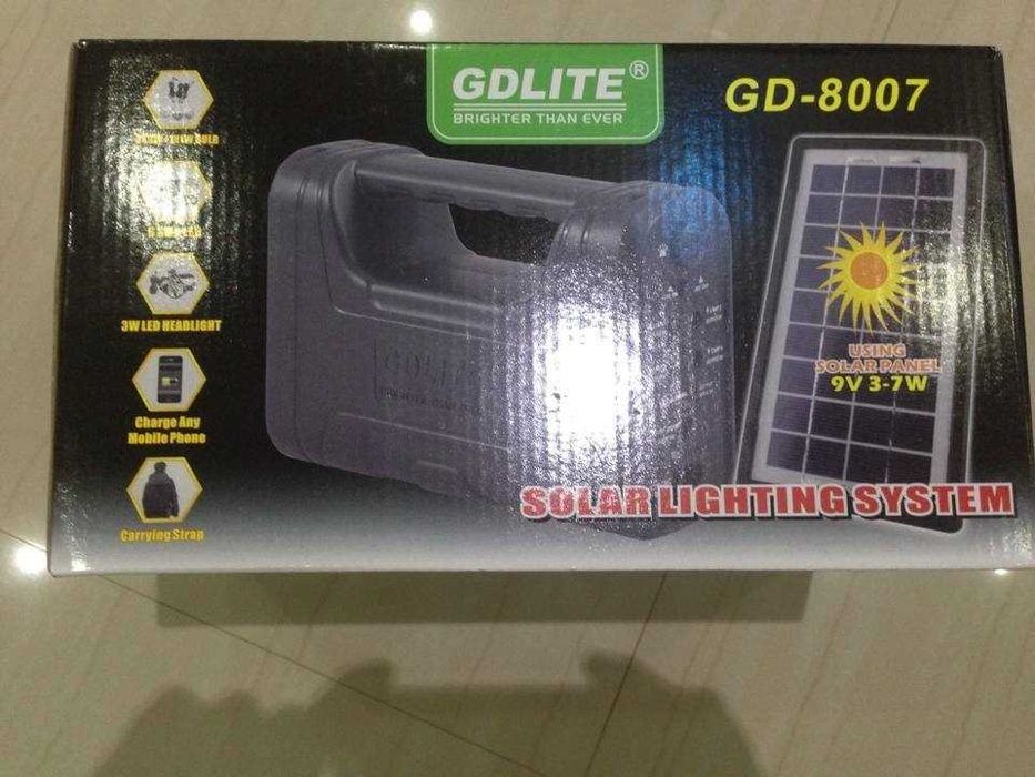 Соларна система 8в1 - лампи, челник,прожектор, USB зарядно и генератор