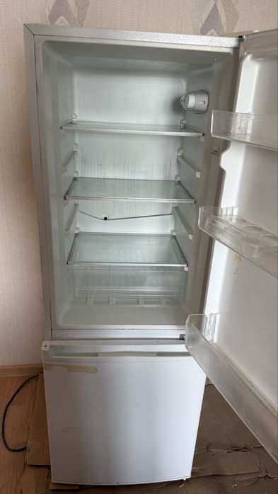 Холодильник 30 тыс