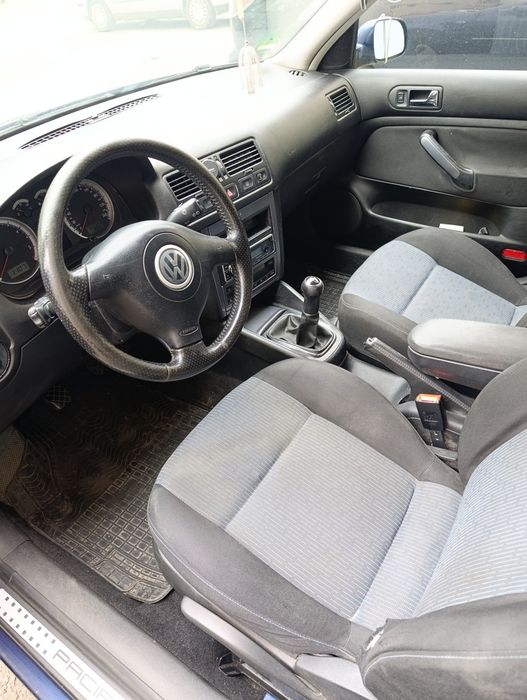 Volkswagen Bora Variant ( Combi) 1.9 TDI - 2005- fiabilă și economică