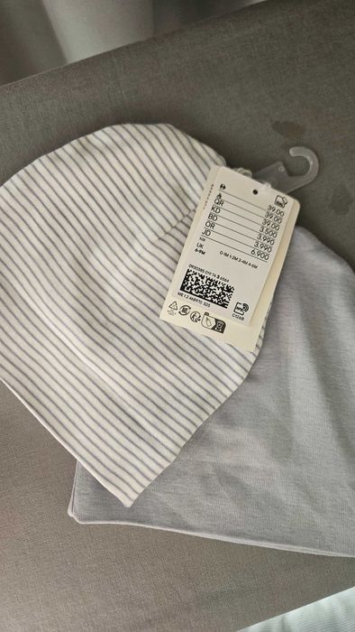 Шапочки H&M детские
