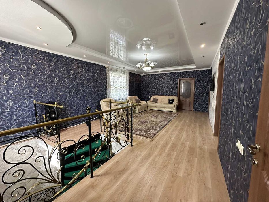 Продажа 2-этажного дома район Софии