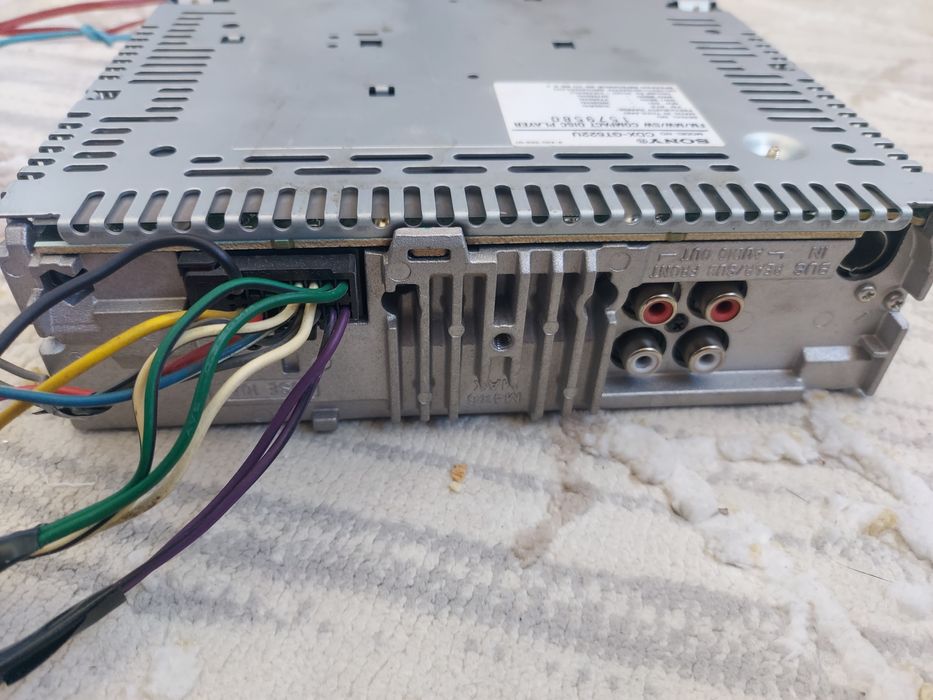 Мафон SONY-CDX-GT522U оригинал