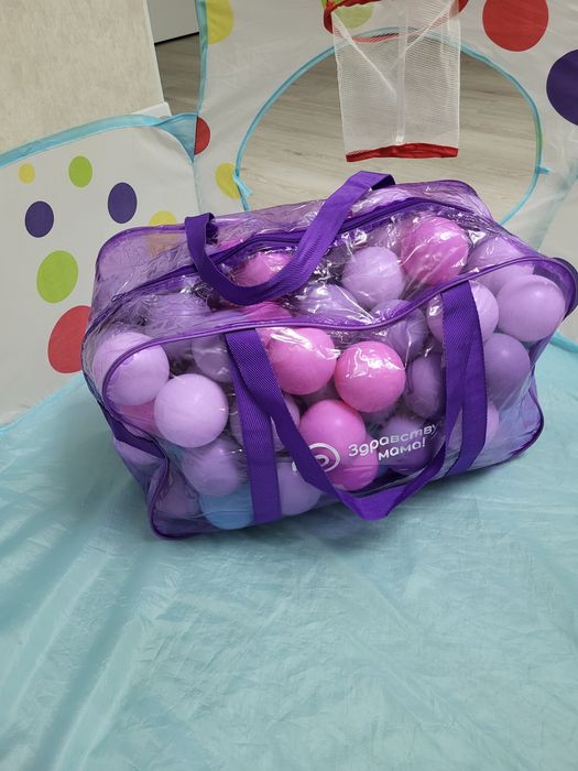 Сухой бассейн с шариками