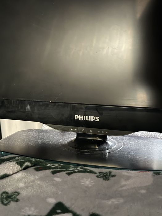 продам телевизор