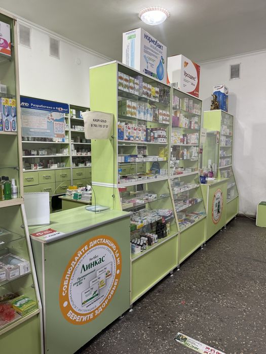 Продаю Мебель для аптеки.Торг уместен.