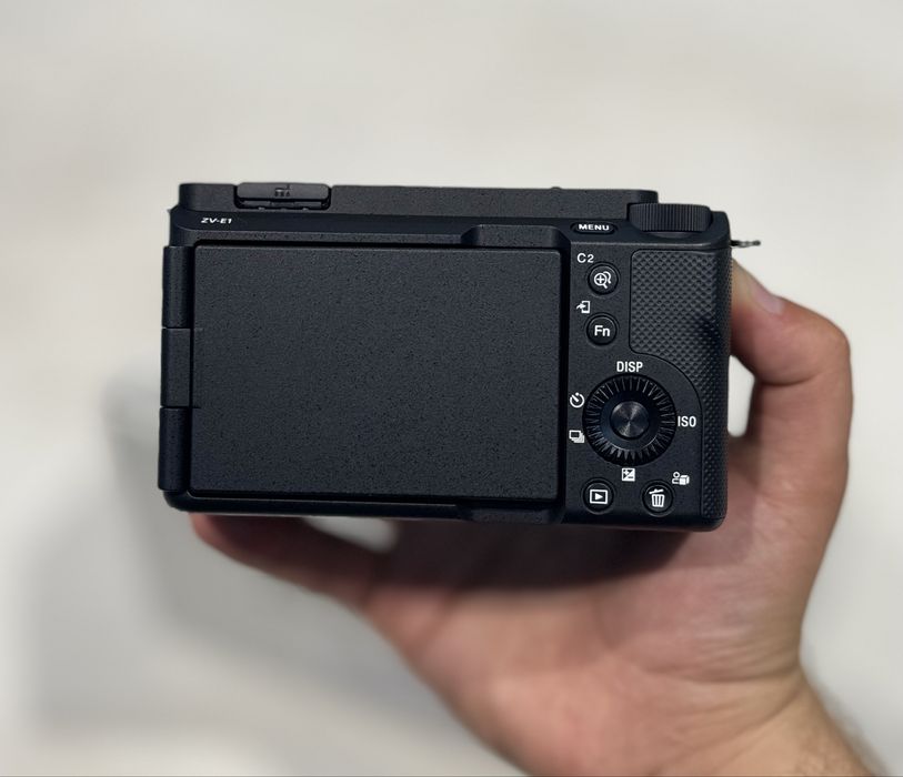 Sony zv-e1