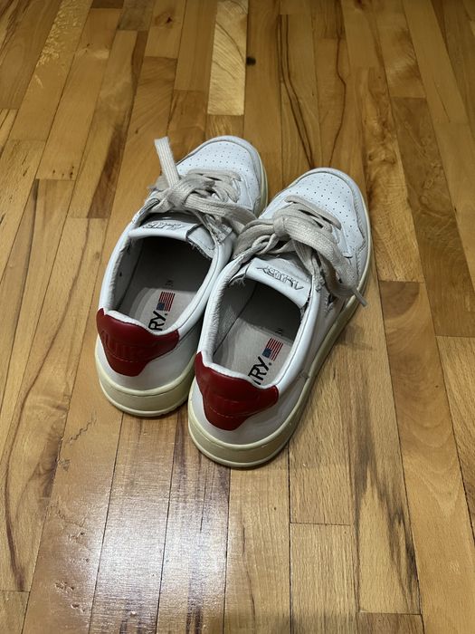 Дамски кецове AUTRY Medalist 38 номер носени