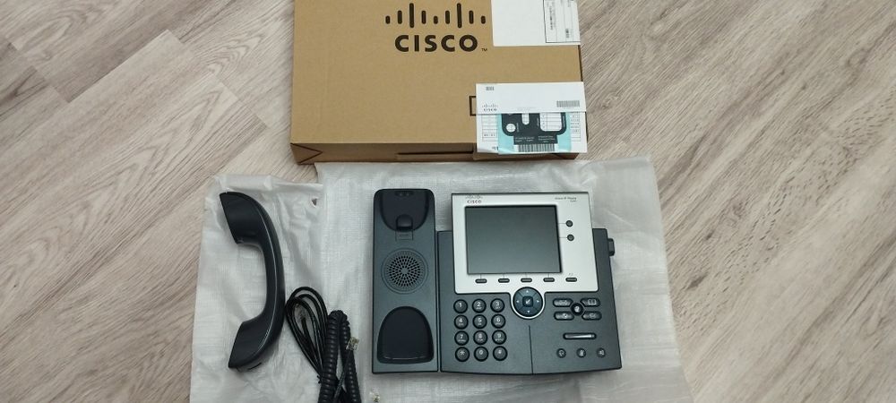 Продам новый Cisco iPhone 7945G