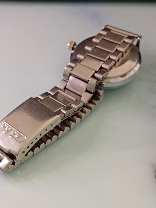 Руски ръчен механичен часовник СЛАВА SLAVA.