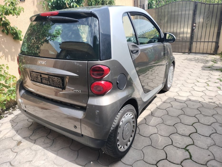 Smart fortwo 1.0 benzina. 71 cp