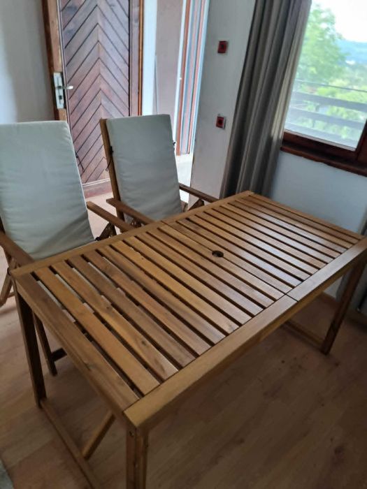 Дървена градинска маса IKEA NÄMMARÖ