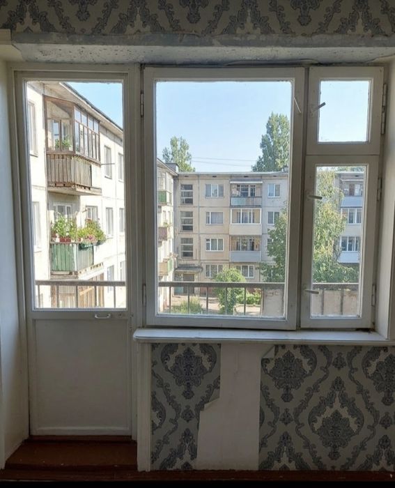 Kvartira eshik romlari
