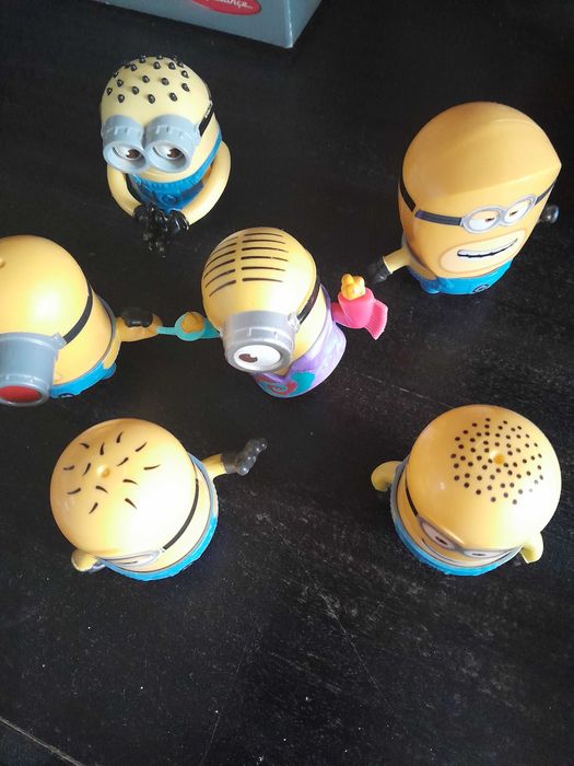 Миньоните 6 броя