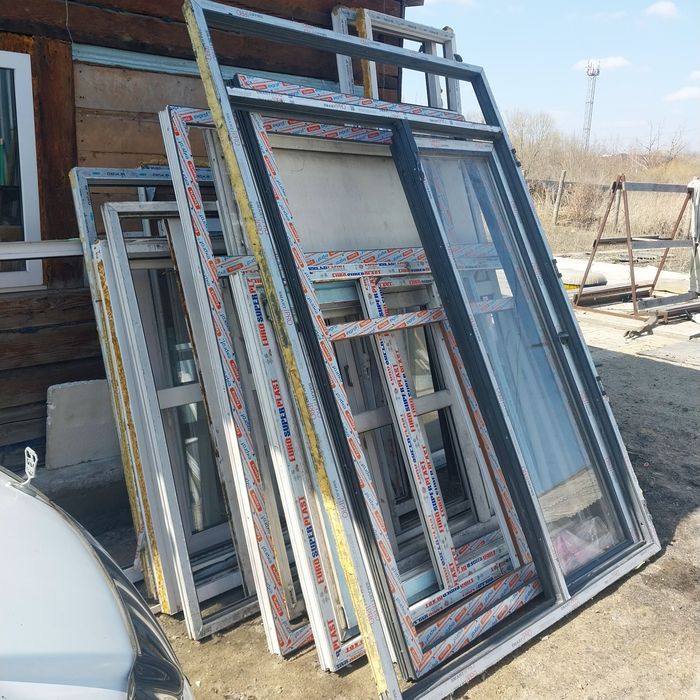 Продам пластиковые рамы, двери, балконные блоки