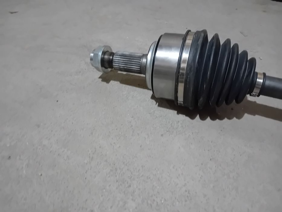 Полуоска за Honda CRV 3 2.0 2.4