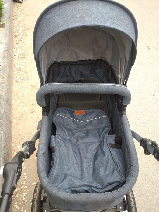 Детская коляска продам