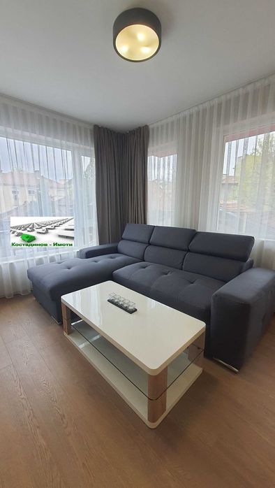 Дава се под наем Двустаен апартамент в Пловдив, Център - 67 кв.м за 663 € - Снимка #4