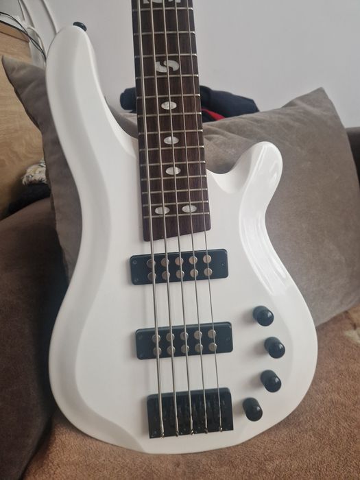 Chitară bass Harley Benton