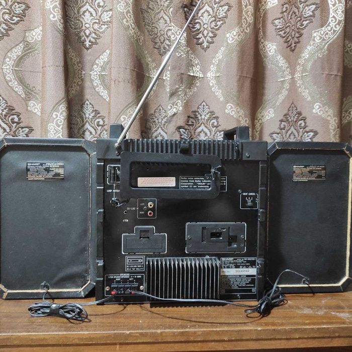 Магнитола Sharp gx-68z Sanyo C-35