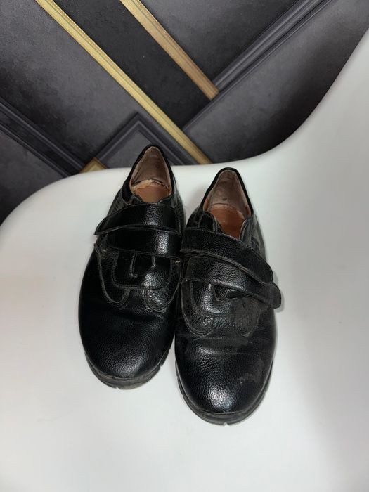 Продам 3 пары обуви 41р