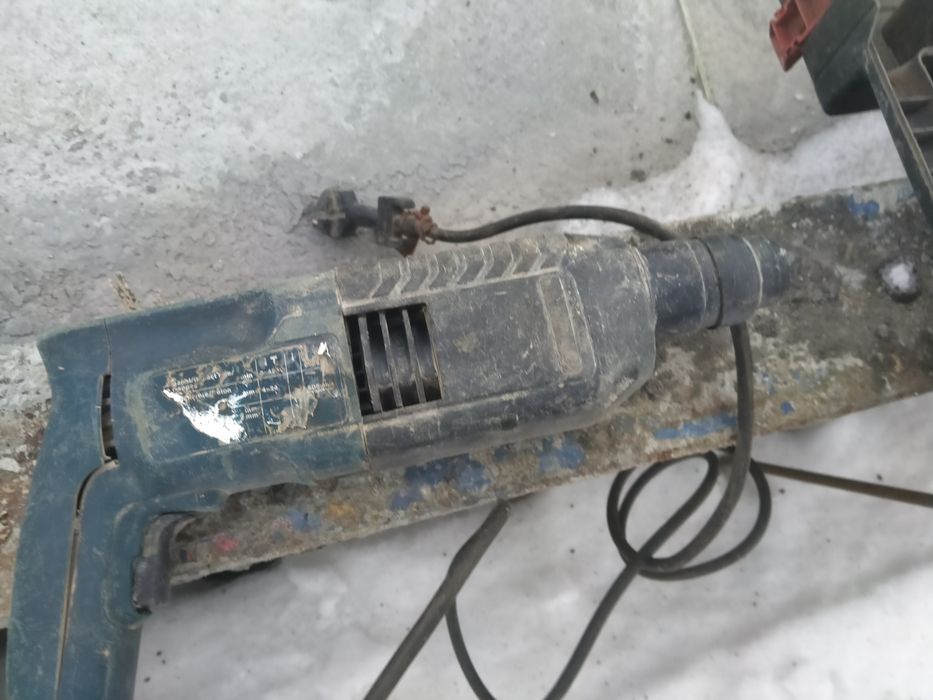 Продам перфоратор