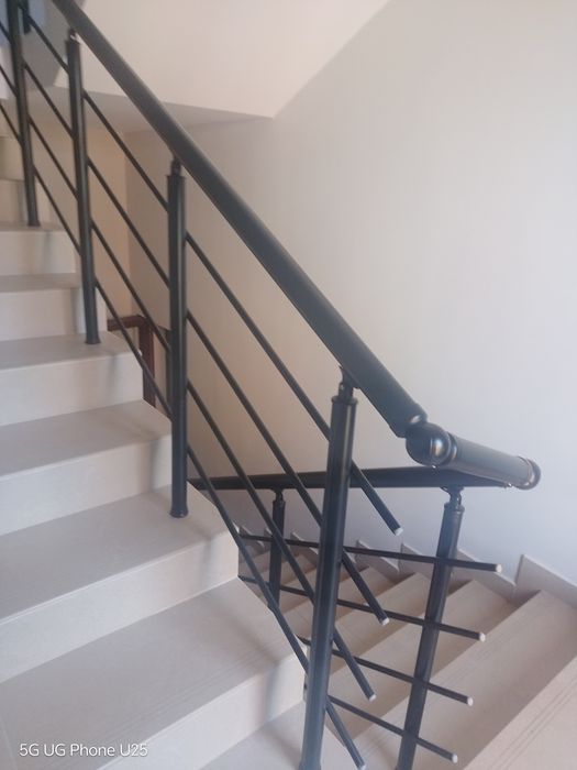 Иноксови парапети