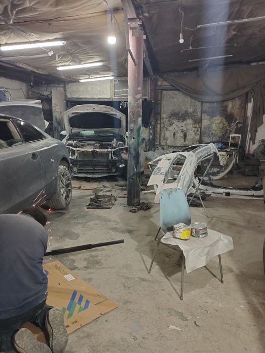 Сдам в аренду помещение под кузовной цех, склад.
