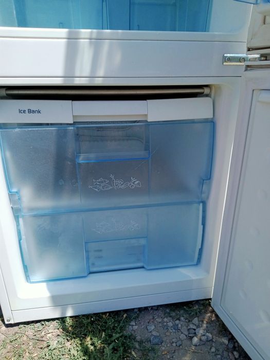 С доставкой продам холодильники