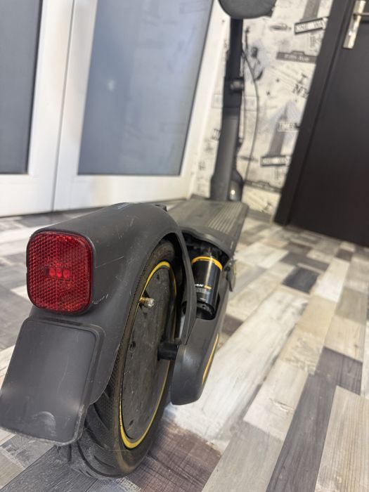 Trotineta Electrica Ninebot Max G2