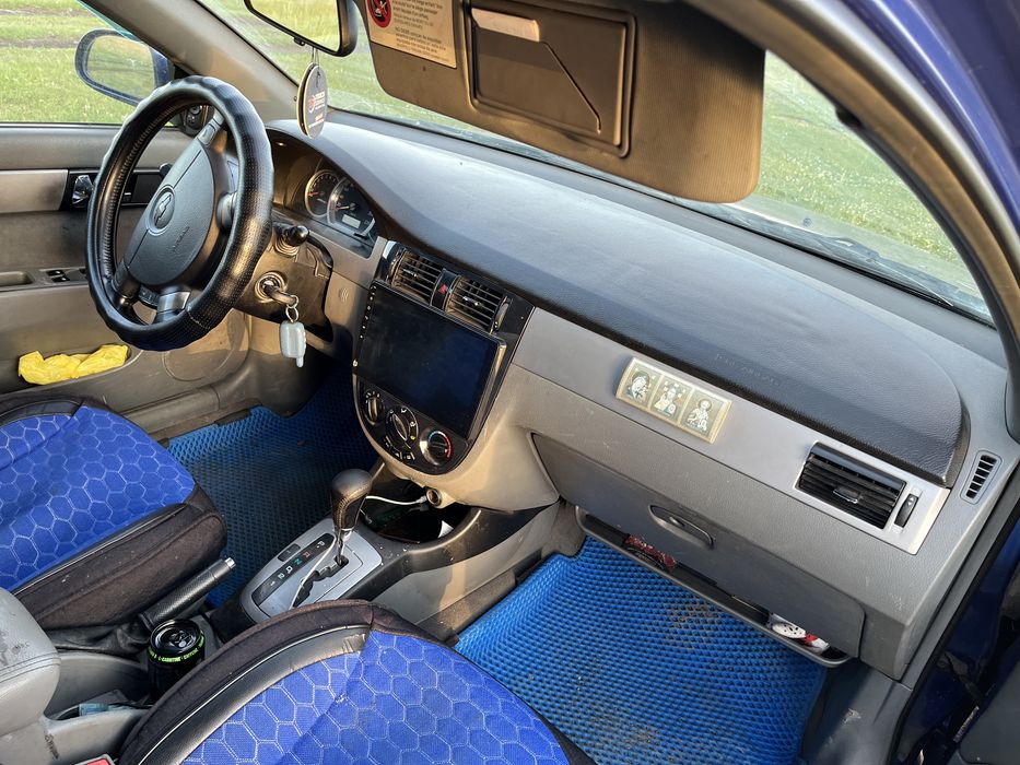 Продам Chevrolet Lacetti  автомат