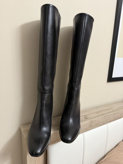 Кожени ботуши Зара