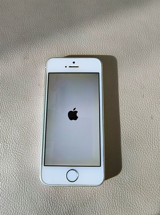 Iphone 5s ,16GB,iOS 12.5.7-отличен