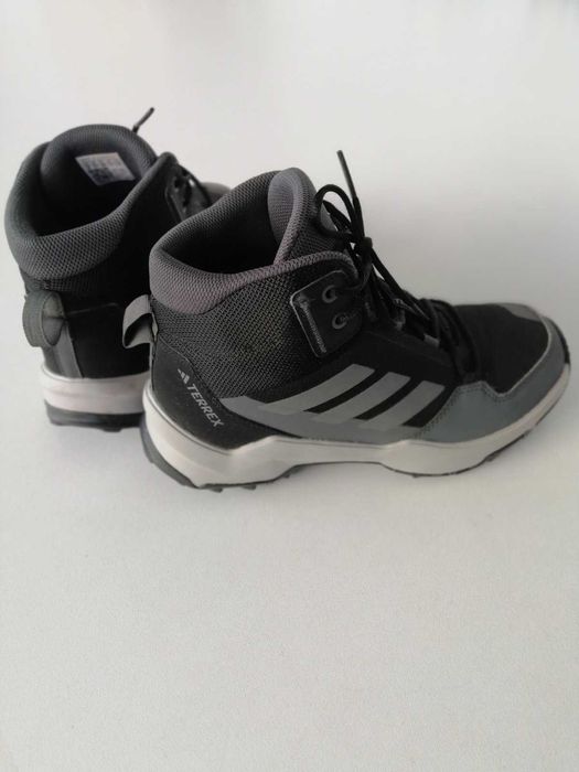 Адидас Adidas Terrex, детски Боти за момче. Като Нови!
