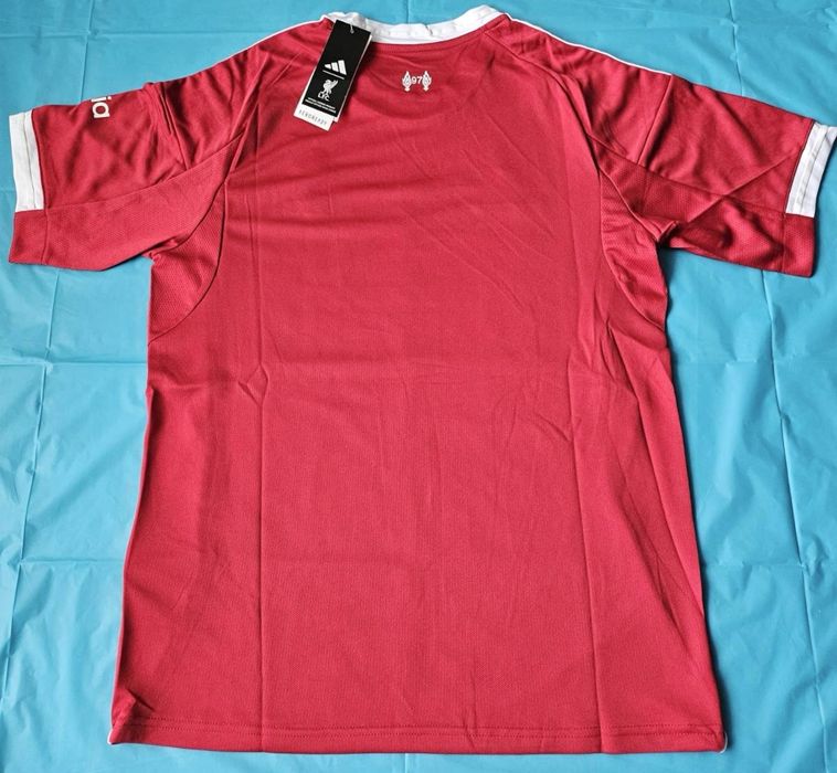 Футболна тениска на ЛИВЪРПУЛ сезон 25/26