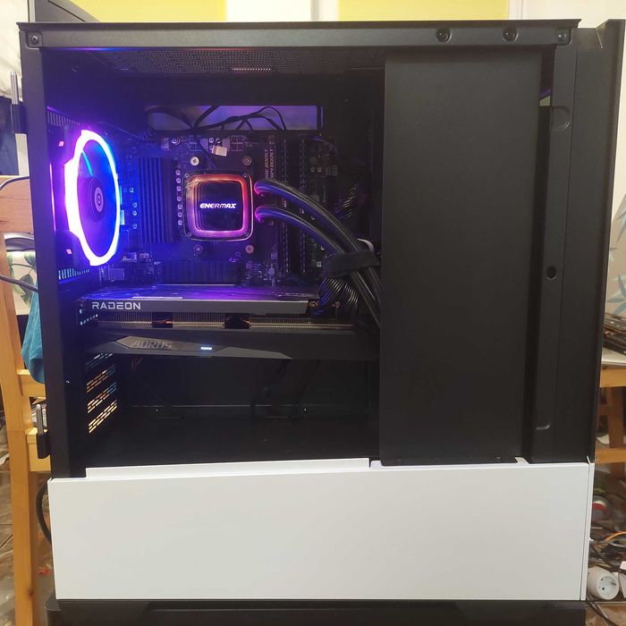 PC Gaming Ryzen 5600G RX 6700 XT 32GB DDR4 la 3733 MHz 2TB SSD