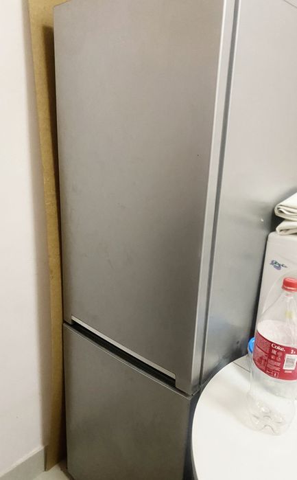 Холодильник продам