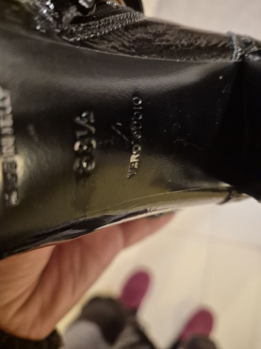 Cizme Miu Miu/Prada originale din piele lacuita