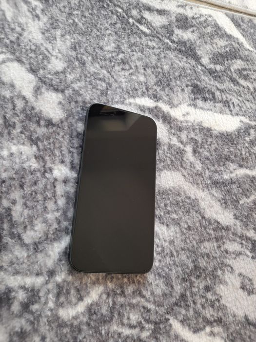 Vând iPhone 14 blue
