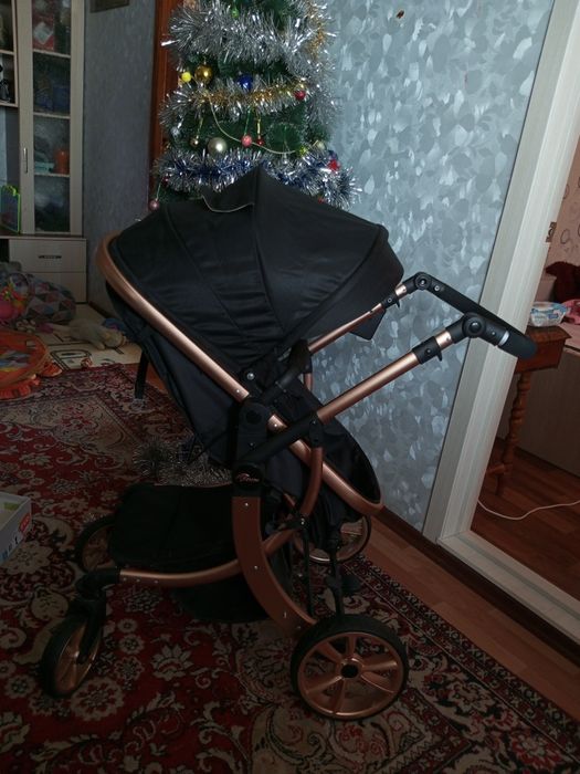 Продам коляску 60000