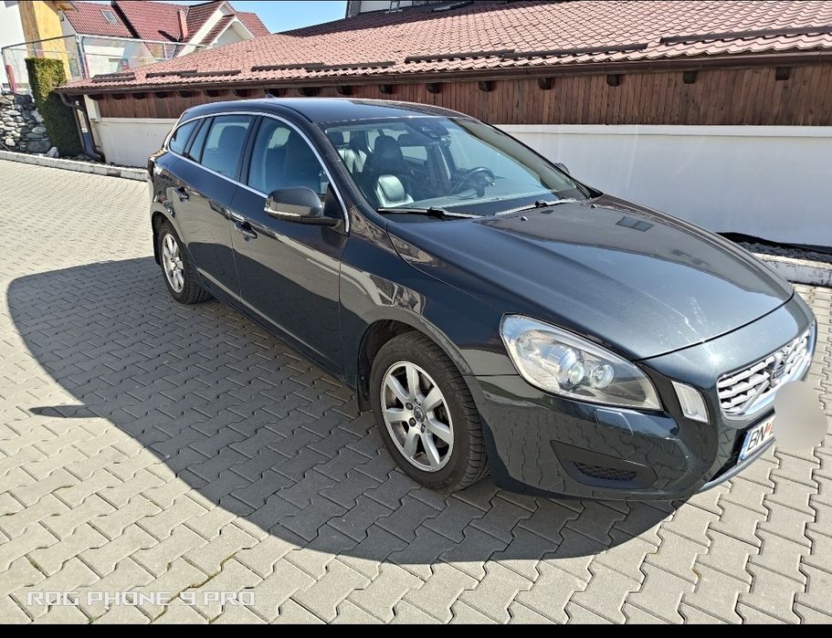 Volvo v60 D3 din 2013 D3 automata 6 trepte 5 cilindri
