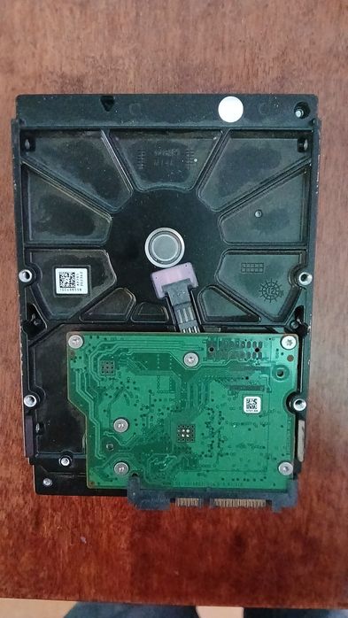 Жёсткий диск 500GB.