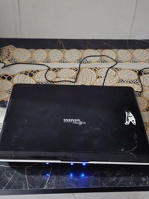 Fujitsu siemens ноутбук сатылады