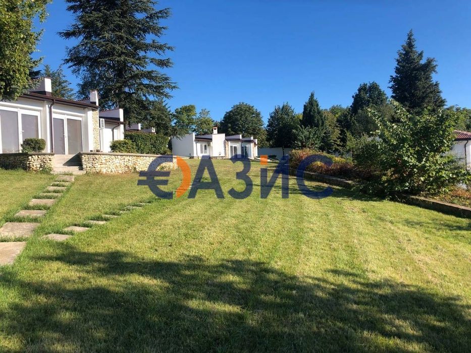 Хотелски комплекс " ПАНОРАМА-БУЛТРАК с. Оброчище, Албена, България на