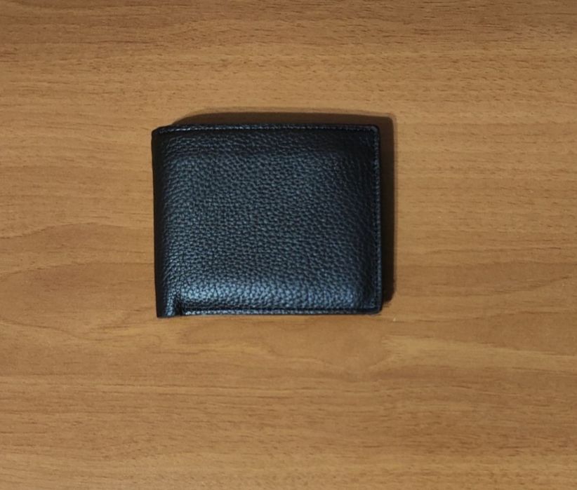 Мужские кошельки