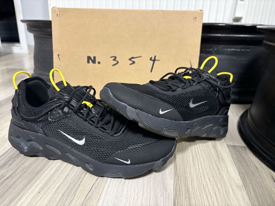 Nike React Live 44/43 номер