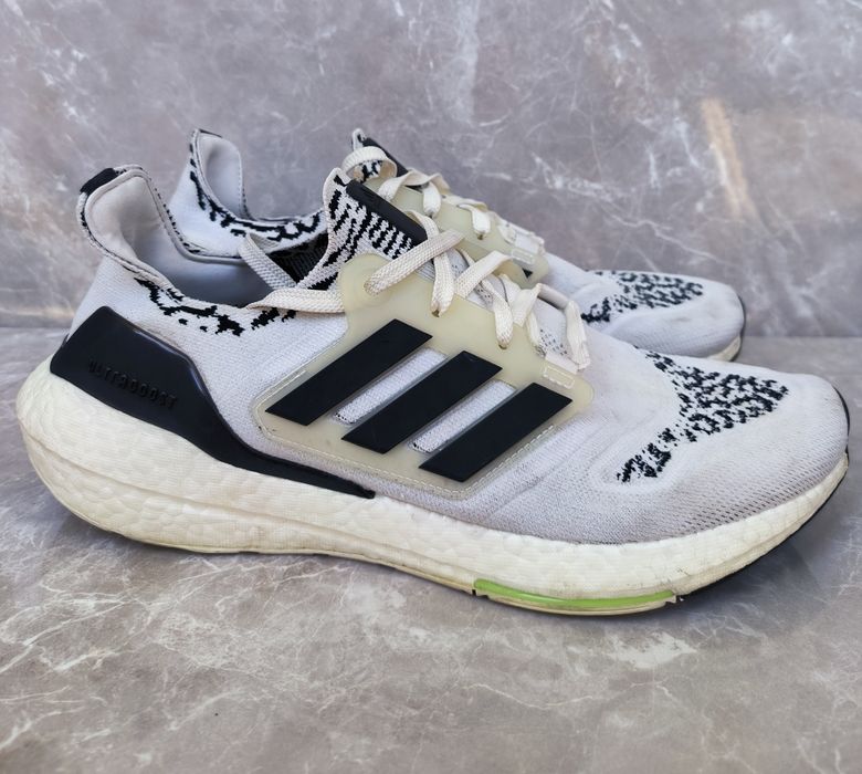 Adidas ULTRABOOST 22 номер 46