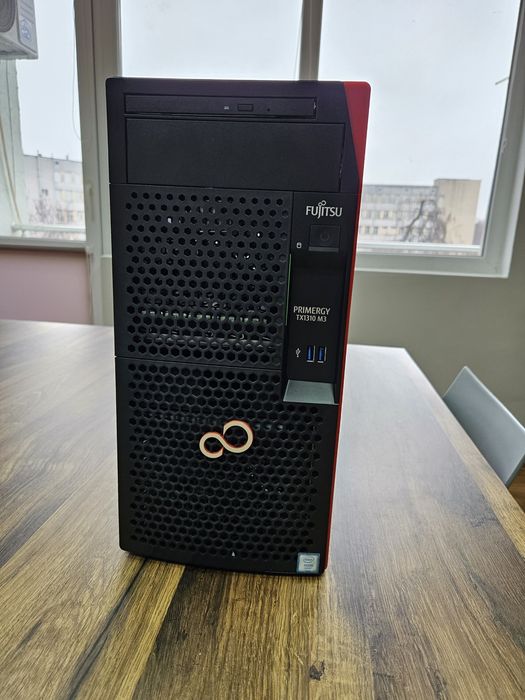 Fujitsu PRIMERGY TX1310 M3 сървър