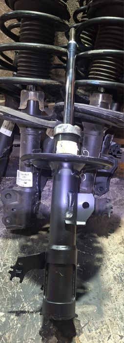 Амортизаторы камри 50 55 XLE, LE